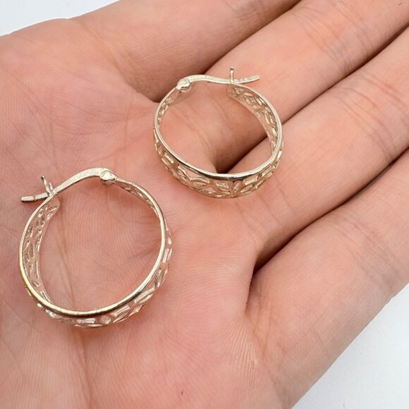 VTG Sterling Silver 925 Open Floral Design Hoop Earrings Size 0.75" Diameter - Picture 5 of 8